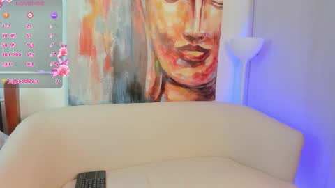 Snapshot of alishaindia chatting on 10.29.25 Alisha online show from 10.29.25