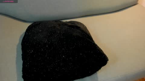           online show from 01.03.25