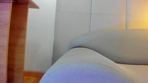           online show from 01.18.25