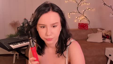 Alisia online show from 01.06.25