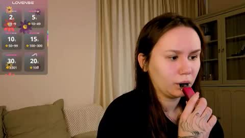 Alisia online show from 11.18.25