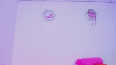 Alisia online show from 12.16.24