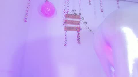 Alisia online show from 10.15.25