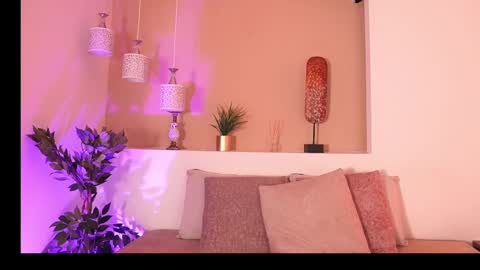 A L I S O N  online show from 09.23.25