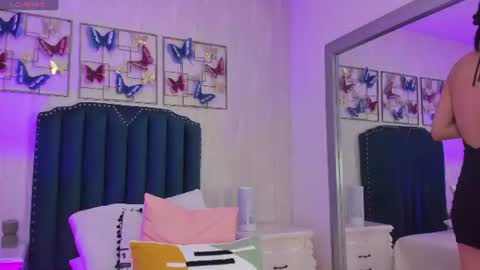 Snapshot of alison_carde05 chatting on 07.16.26 Alison online show from 07.16.26