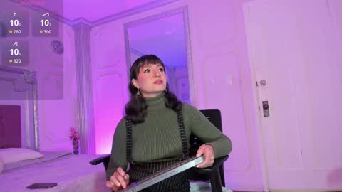 Alison Fishert online show from 09.15.25