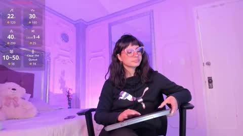 Alison Fishert online show from 12.01.25