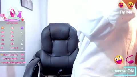 Snapshot of alisonlemoos chatting on 06.14.26 Alisson online show from 06.14.26