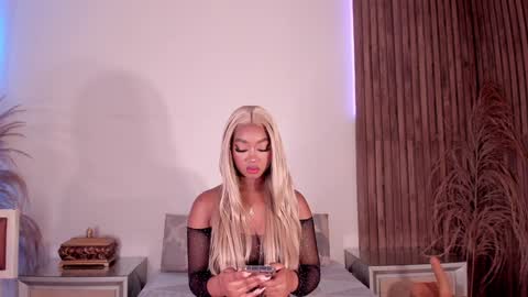 Alison Moon  online show from 02.04.25