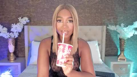 Alison Moon  online show from 09.08.25