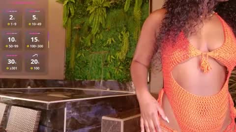 Snapshot of alisoon_moon chatting on 01.09.26 Alison Moon online show from 01.09.26