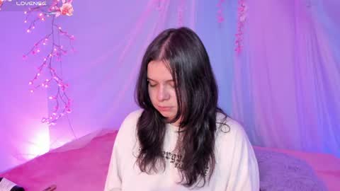 Mia online show from 07.07.26