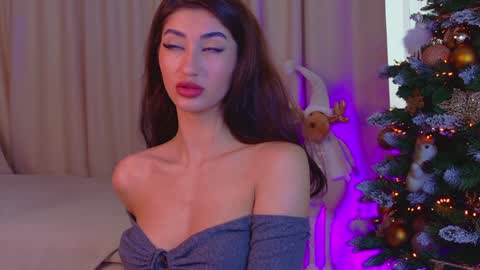alissa_foxx online show from 12.18.24