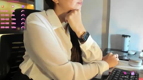 Snapshot of alissajoness chatting on 09.17.25 Alissa online show from 09.17.25