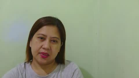 alissalove18 online show from 01.28.25