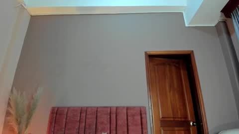 AlissaNix online show from 11.23.25