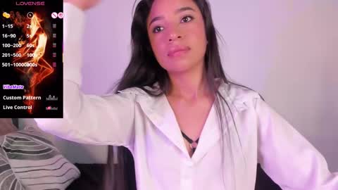 alissarose_1 online show from 03.26.26