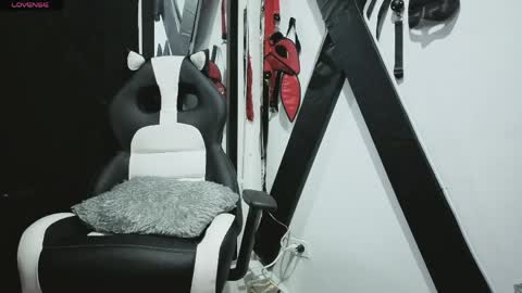 alisse_xx online show from 04.02.26