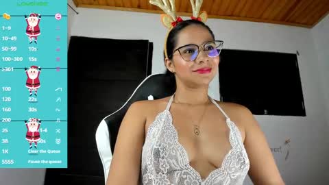 Snapshot of alisson_hoffman05 chatting on 12.20.24 Alisson hoffman05 online show from 12.20.24