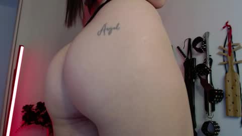 Alisson Beckett online show from 06.06.26