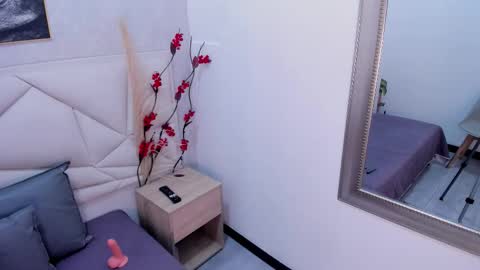 Snapshot of alissonharris chatting on 02.19.26 Alisson Harris online show from 02.19.26