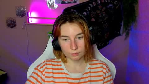 A L I C E  online show from 09.15.25