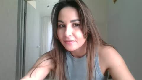 AlisXLovesss online show from 04.27.26