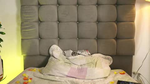 Alix online show from 02.14.25