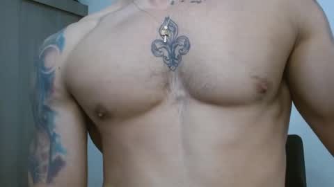 Snapshot of alixmartin1 chatting on 11.25.25 alix online show from 11.25.25