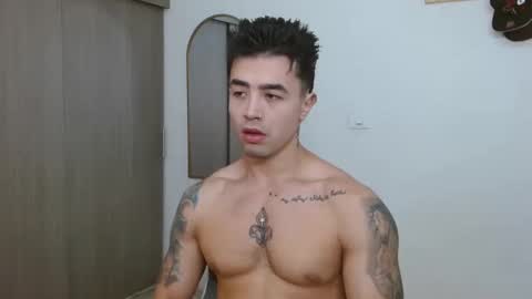 Snapshot of alixmartin1 chatting on 01.10.26 alix online show from 01.10.26