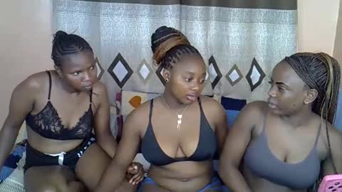 Snapshot of aliyah001 chatting on 02.05.26 aliyah001 online show from 02.05.26