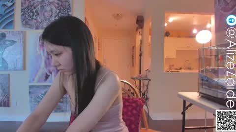 Alize Zaide online show from 02.11.25