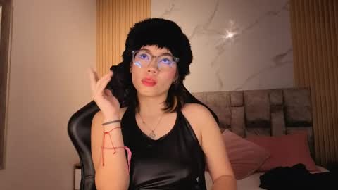 alkivamoon online show from 04.29.26