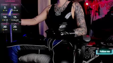   online show from 10.24.25