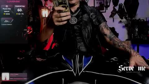 Snapshot of allanhurtss chatting on 01.18.26 online show from 01.18.26