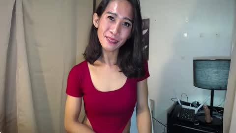 Snapshot of allday_mistress chatting on 01.28.25 trina online show from 01.28.25