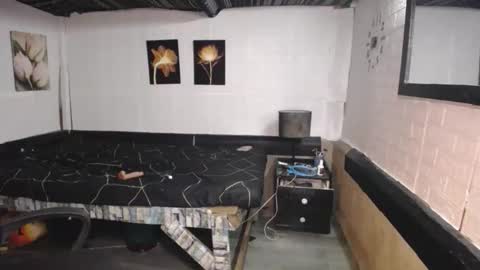 Snapshot of allday_mistress chatting on 09.12.25 trina online show from 09.12.25