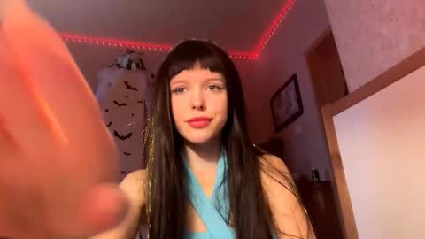 Lina online show from 11.01.25