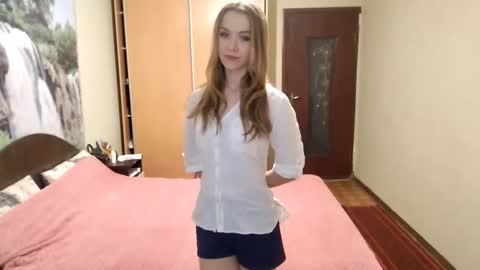 Anna online show from 11.26.25