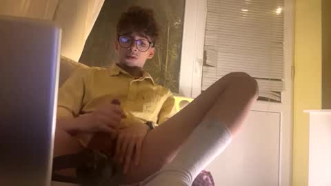 Allen Biju online show from 04.12.26