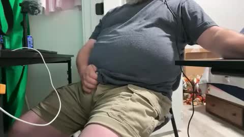 Allergictolove online show from 11.03.25