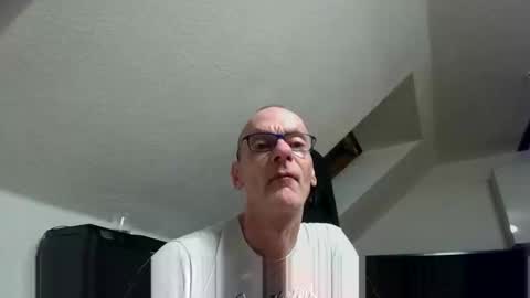 gay online show from 10.13.25