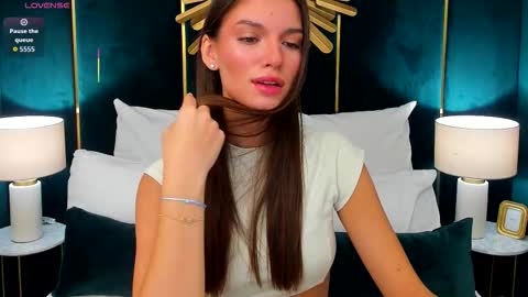 Lexi online show from 10.04.25