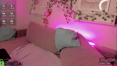 alli_aster online show from 10.22.25