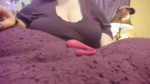 Snapshot of alli_kat78 chatting on 02.02.25 Alli Kat online show from 02.02.25