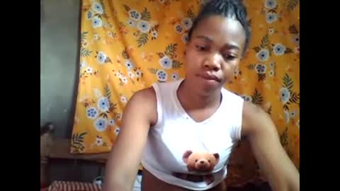 Snapshot of alliciax632770 chatting on 11.27.25 alliciax632770 online show from 11.27.25