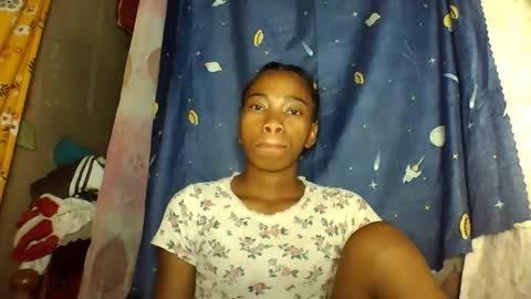 Snapshot of alliciax632770 chatting on 11.30.25 alliciax632770 online show from 11.30.25