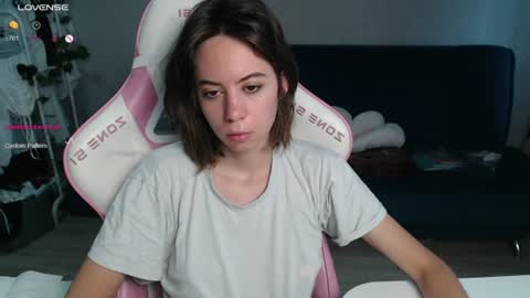 Snapshot of allie_hazie chatting on 07.10.26 alice online show from 07.10.26