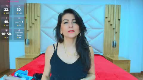 Aliie  online show from 11.18.25