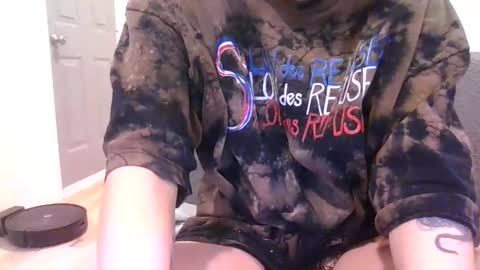 alliebearx online show from 02.23.25